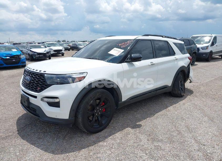 Photo 2 of 2020 Ford Explorer ST (VIN 1FM5K8GC8LGC79364)