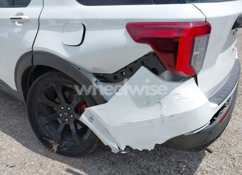 Photo 6 of 2020 Ford Explorer ST (VIN 1FM5K8GC8LGC79364)