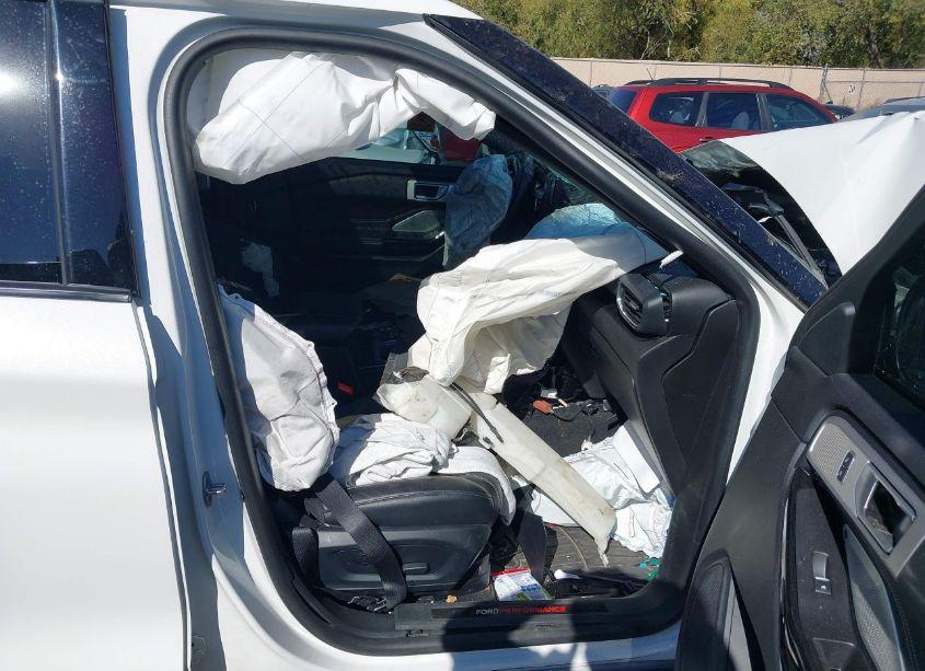 Photo 5 of 2021 Ford Explorer ST (VIN 1FM5K8GC8MGB60084)