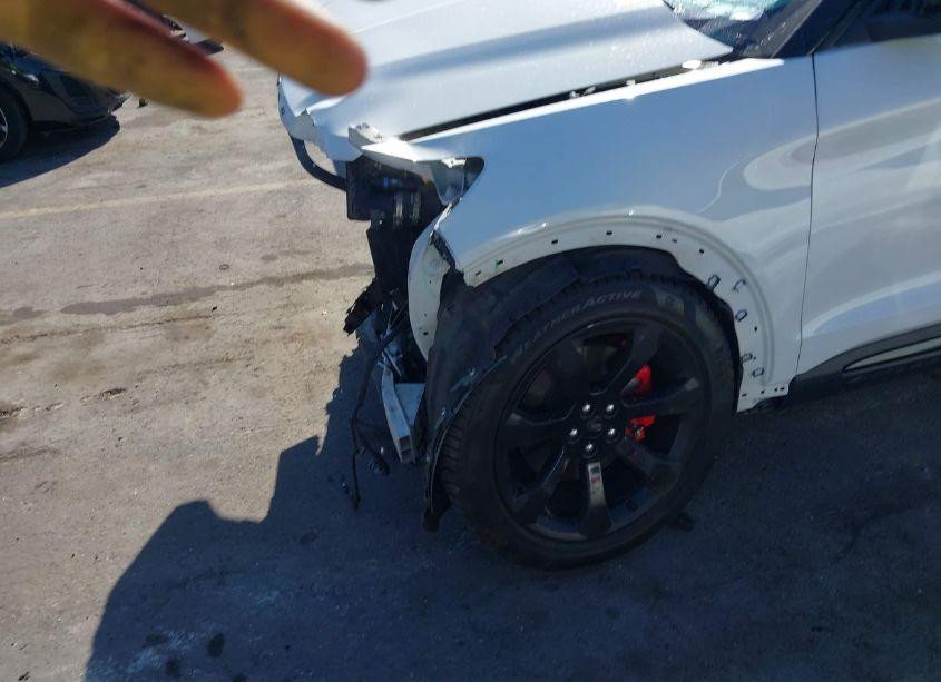 Photo 6 of 2021 Ford Explorer ST (VIN 1FM5K8GC8MGB60084)