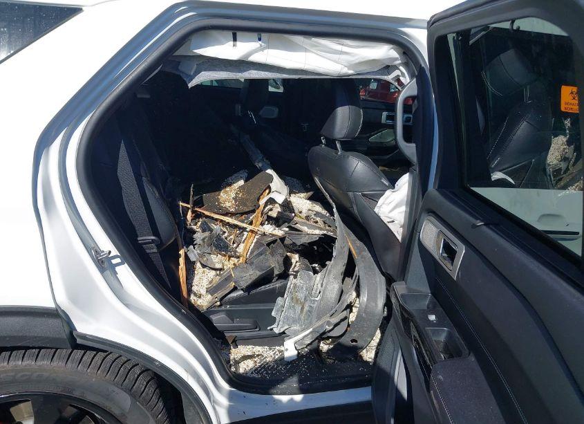 Photo 8 of 2021 Ford Explorer ST (VIN 1FM5K8GC8MGB60084)