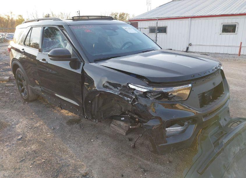 2022 Ford Explorer ST (VIN 1FM5K8GC8NGB09668) main photo