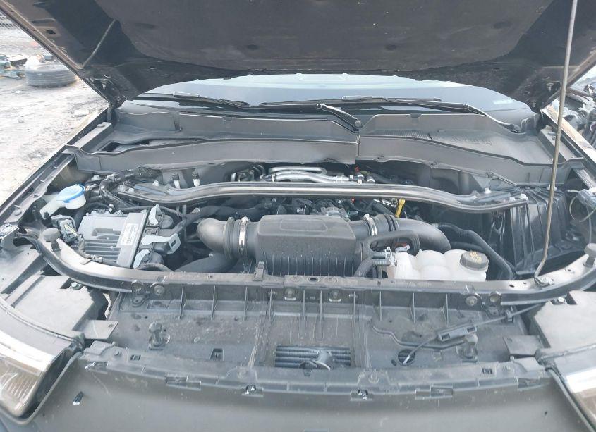Photo 10 of 2022 Ford Explorer ST (VIN 1FM5K8GC8NGB09668)