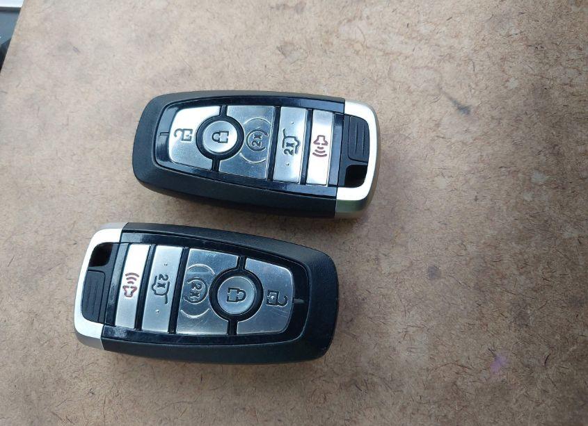 Photo 11 of 2022 Ford Explorer ST (VIN 1FM5K8GC8NGB09668)