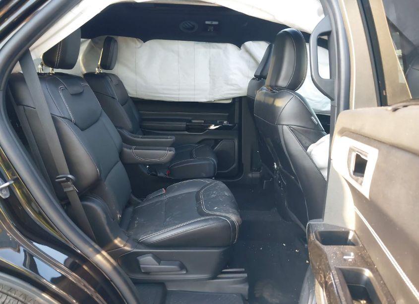 Photo 8 of 2022 Ford Explorer ST (VIN 1FM5K8GC8NGB09668)