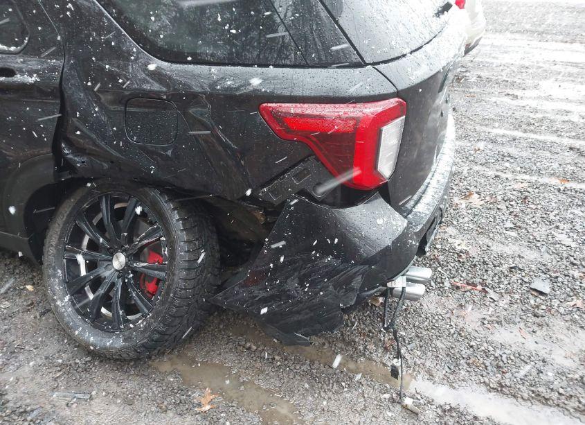 Photo 18 of 2022 Ford Explorer ST (VIN 1FM5K8GC8NGB12179)