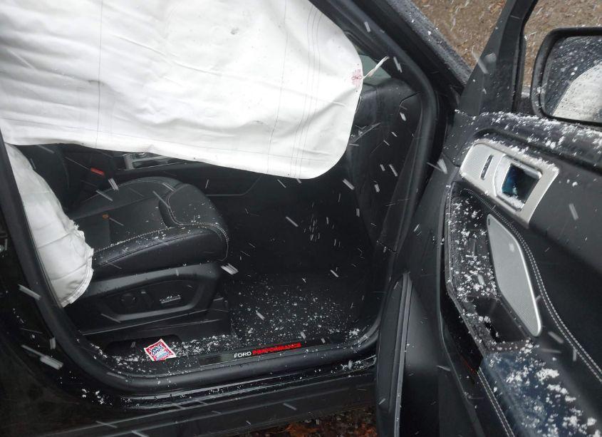 Photo 5 of 2022 Ford Explorer ST (VIN 1FM5K8GC8NGB12179)