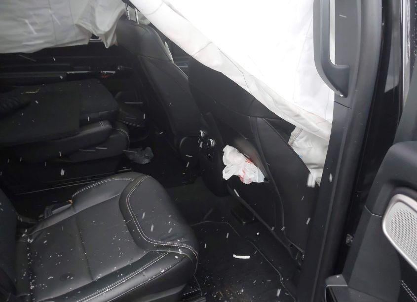 Photo 8 of 2022 Ford Explorer ST (VIN 1FM5K8GC8NGB12179)