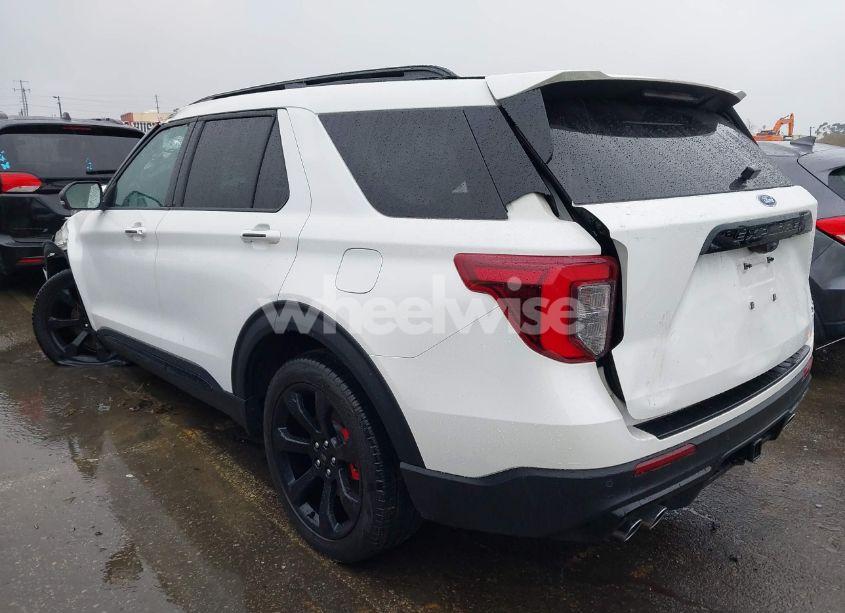 Photo 3 of 2023 Ford Explorer ST (VIN 1FM5K8GC8PGA29970)