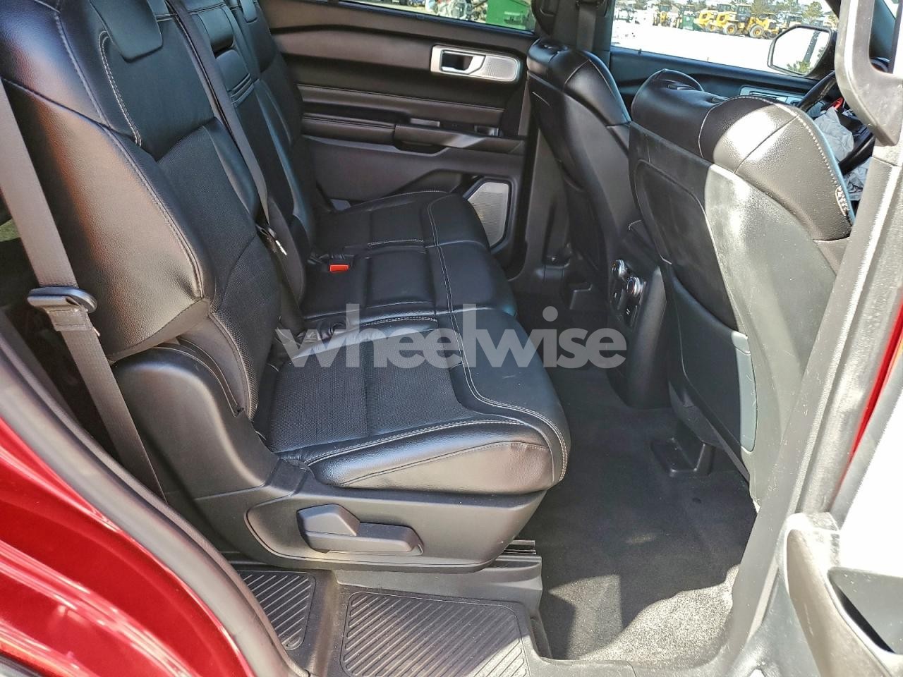 Photo 11 of 2020 FORD EXPLORER ST (VIN 1FM5K8GC9LGB39260)