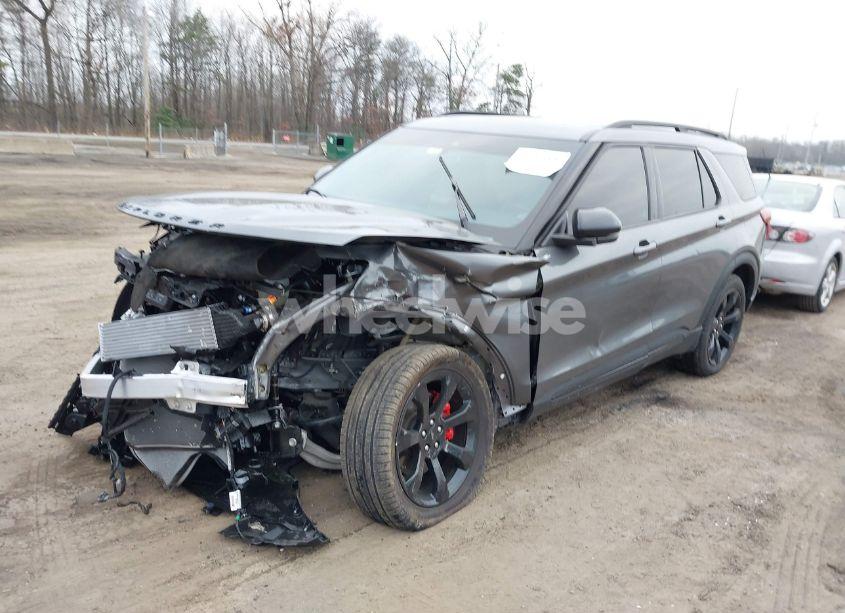 Photo 2 of 2023 Ford Explorer ST (VIN 1FM5K8GC9PGB30788)