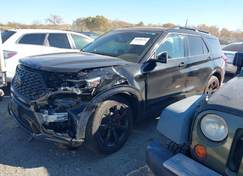 Photo 2 of 2020 Ford Explorer ST (VIN 1FM5K8GCXLGA43668)