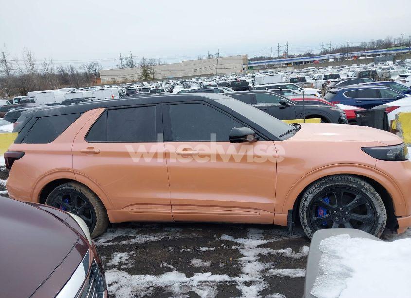 Photo 13 of 2020 Ford Explorer ST (VIN 1FM5K8GCXLGA51379)