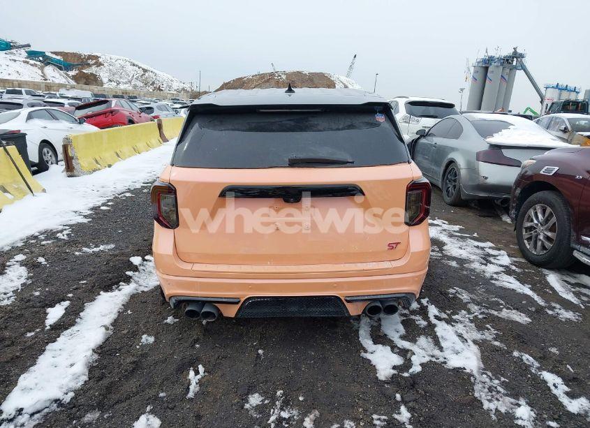 Photo 16 of 2020 Ford Explorer ST (VIN 1FM5K8GCXLGA51379)