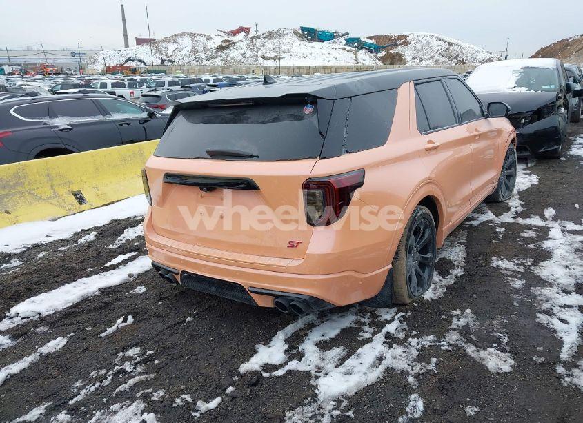 Photo 4 of 2020 Ford Explorer ST (VIN 1FM5K8GCXLGA51379)