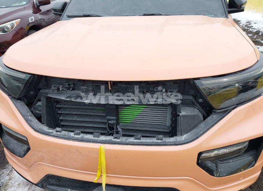 Photo 6 of 2020 Ford Explorer ST (VIN 1FM5K8GCXLGA51379)