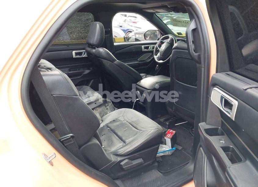 Photo 8 of 2020 Ford Explorer ST (VIN 1FM5K8GCXLGA51379)