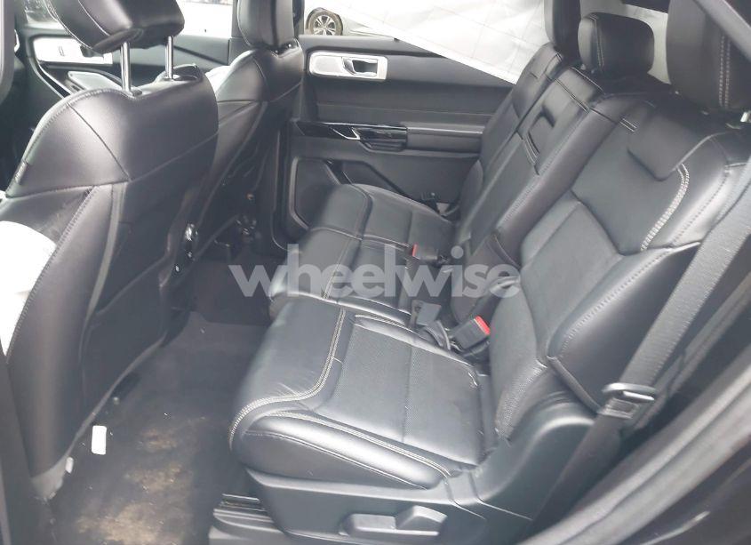 Photo 8 of 2021 Ford Explorer ST (VIN 1FM5K8GCXMGA53828)