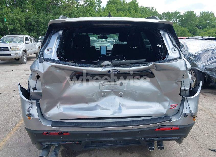 Photo 17 of 2021 Ford Explorer ST (VIN 1FM5K8GCXMGA95156)