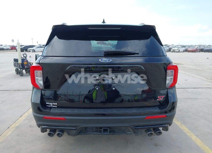 Photo 17 of 2023 Ford Explorer ST (VIN 1FM5K8GCXPGA29775)