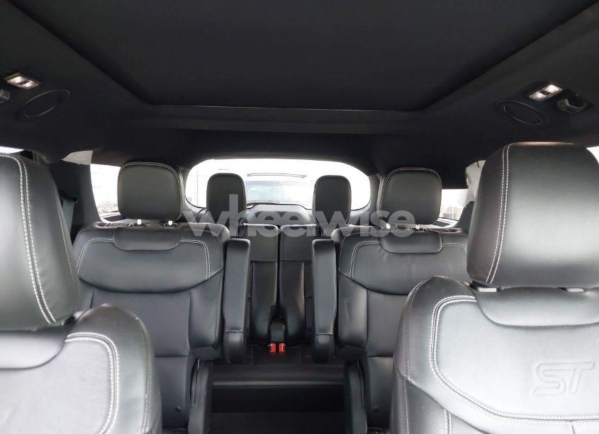 Photo 8 of 2023 Ford Explorer ST (VIN 1FM5K8GCXPGA29775)