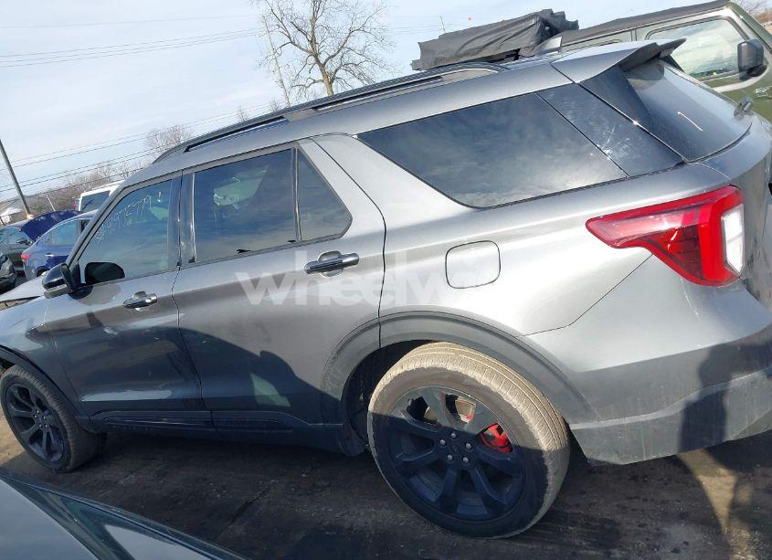 Photo 14 of 2023 Ford Explorer ST (VIN 1FM5K8GCXPGC36957)