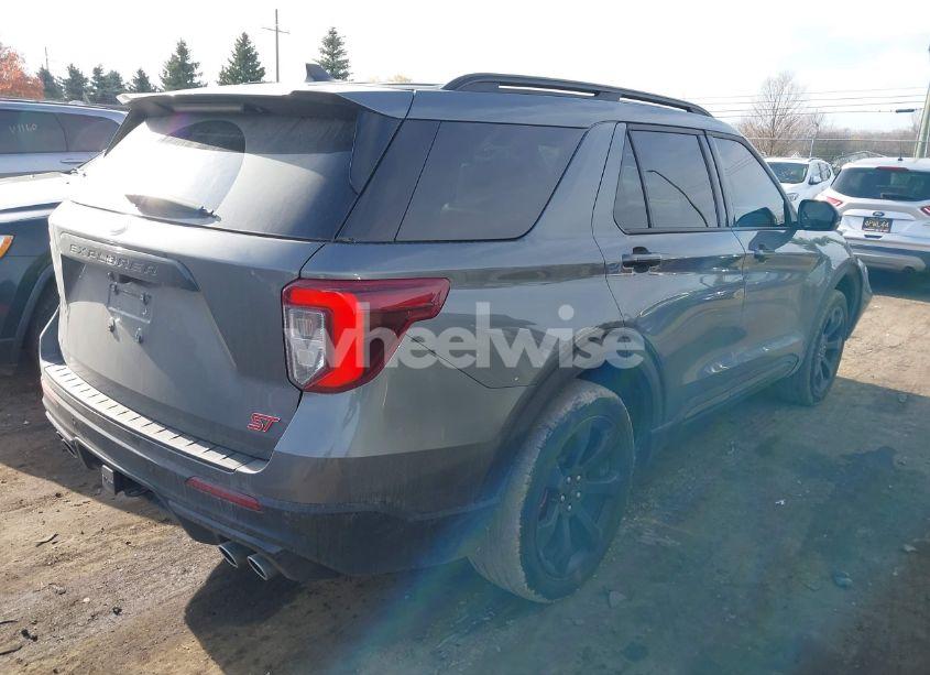 Photo 4 of 2023 Ford Explorer ST (VIN 1FM5K8GCXPGC36957)