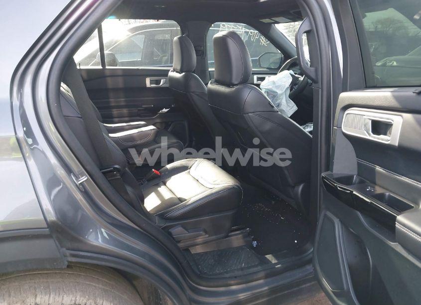 Photo 8 of 2023 Ford Explorer ST (VIN 1FM5K8GCXPGC36957)