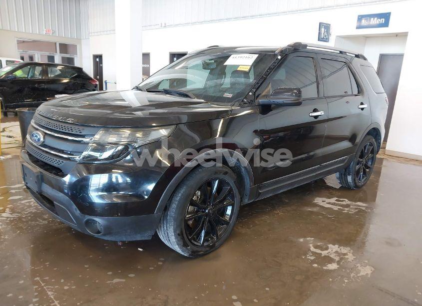 Photo 2 of 2013 Ford Explorer SPORT (VIN 1FM5K8GT0DGB53131)