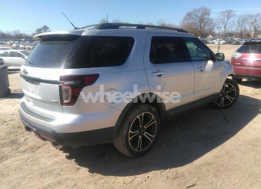 Photo 4 of 2014 Ford Explorer SPORT (VIN 1FM5K8GT0EGA43424)