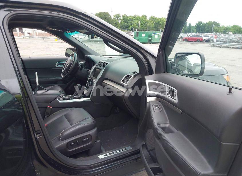 Photo 5 of 2014 Ford Explorer SPORT (VIN 1FM5K8GT0EGB33690)