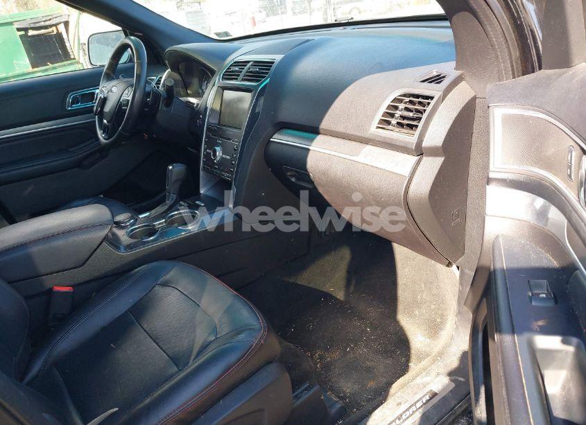 Photo 5 of 2016 Ford Explorer SPORT (VIN 1FM5K8GT0GGA05498)