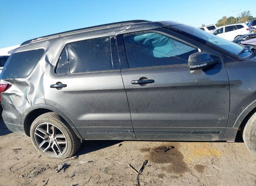 Photo 13 of 2016 Ford Explorer SPORT (VIN 1FM5K8GT0GGA34158)
