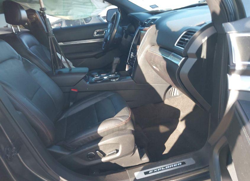 Photo 5 of 2016 Ford Explorer SPORT (VIN 1FM5K8GT0GGA34158)