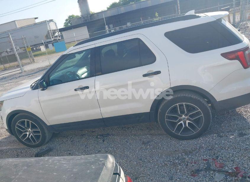 Photo 14 of 2016 Ford Explorer SPORT (VIN 1FM5K8GT0GGB77899)