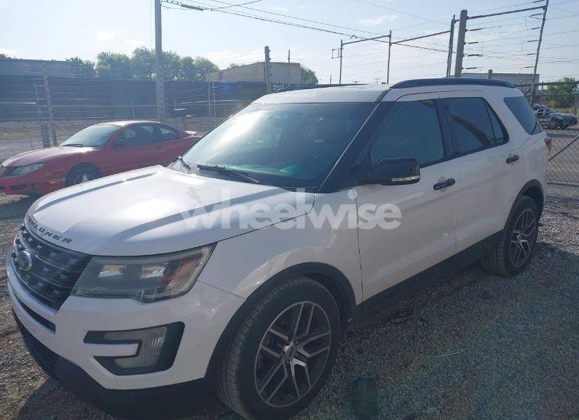 Photo 2 of 2016 Ford Explorer SPORT (VIN 1FM5K8GT0GGB77899)