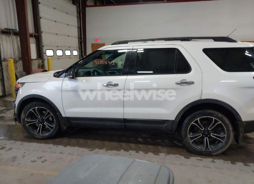 Photo 14 of 2013 Ford Explorer SPORT (VIN 1FM5K8GT1DGB83089)