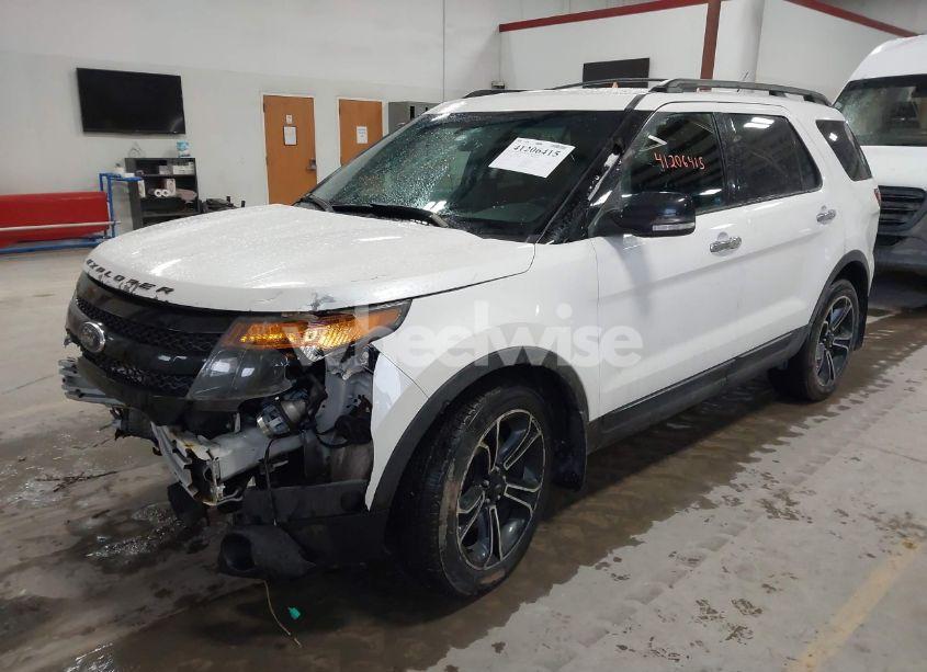 Photo 2 of 2013 Ford Explorer SPORT (VIN 1FM5K8GT1DGB83089)