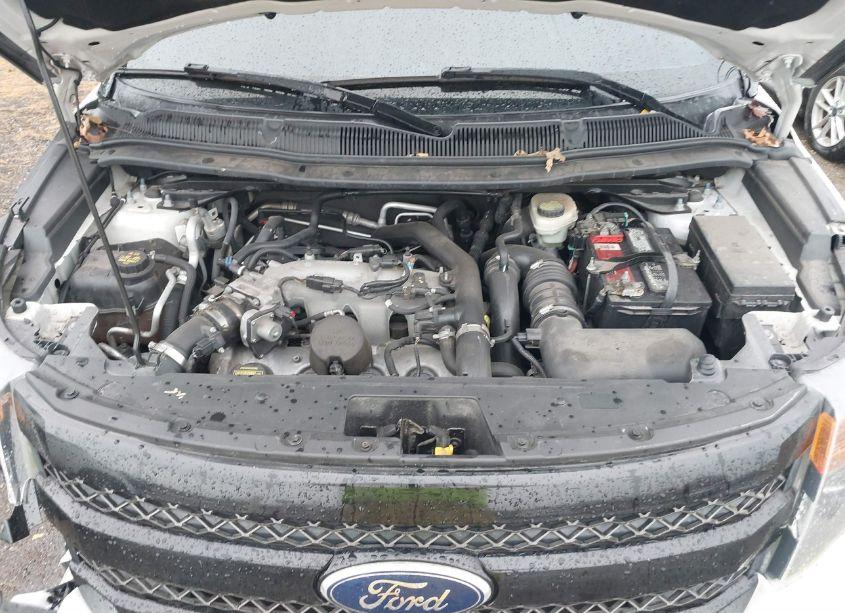 Photo 10 of 2013 Ford Explorer SPORT (VIN 1FM5K8GT1DGC13790)