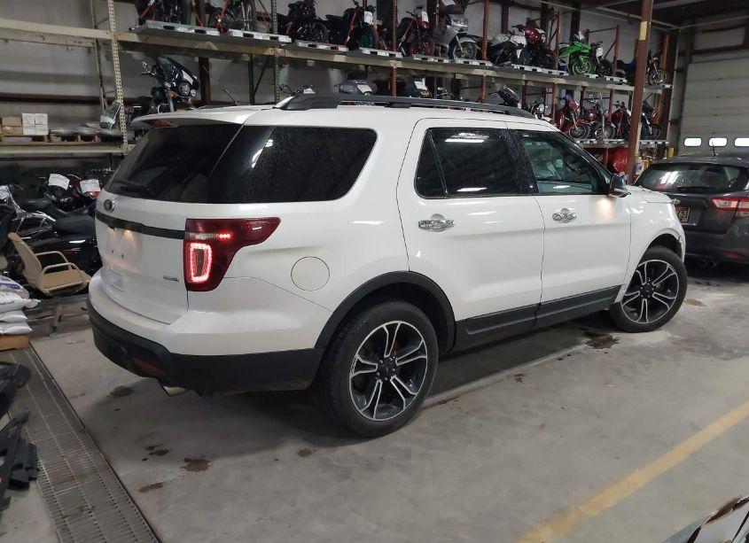 Photo 4 of 2014 Ford Explorer SPORT (VIN 1FM5K8GT1EGA25949)