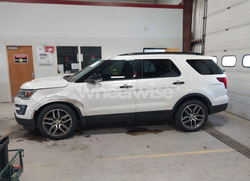 Photo 14 of 2016 Ford Explorer SPORT (VIN 1FM5K8GT1GGA55598)