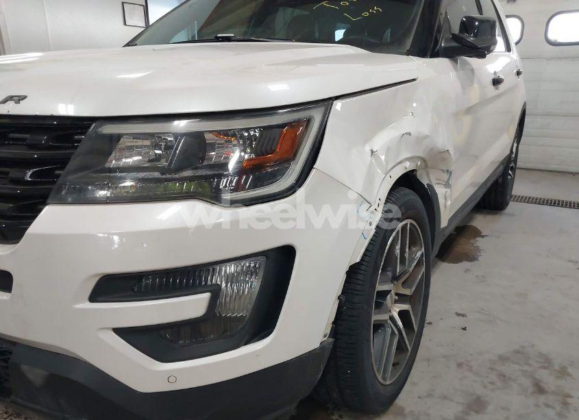 Photo 17 of 2016 Ford Explorer SPORT (VIN 1FM5K8GT1GGA55598)
