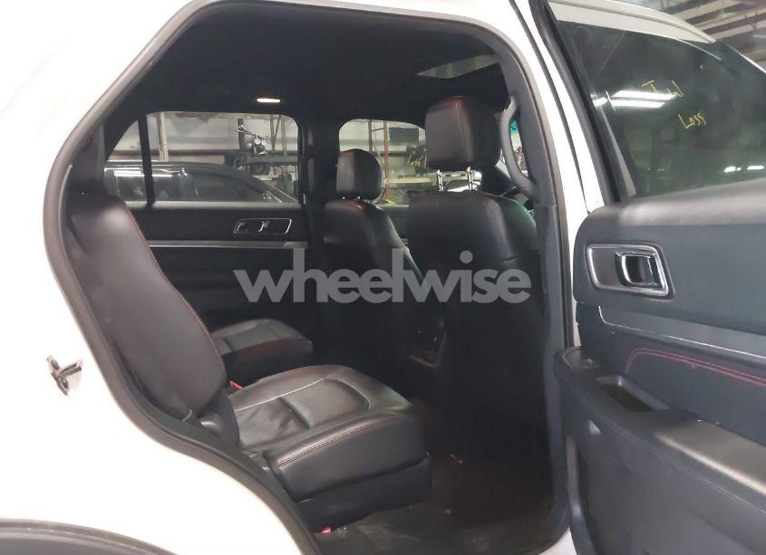 Photo 8 of 2016 Ford Explorer SPORT (VIN 1FM5K8GT1GGA55598)