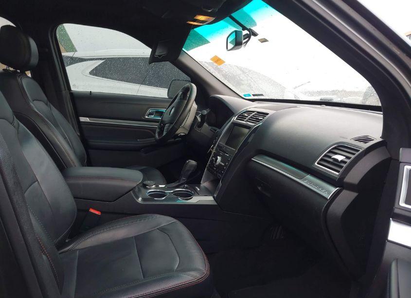 Photo 5 of 2016 Ford Explorer SPORT (VIN 1FM5K8GT1GGB51960)