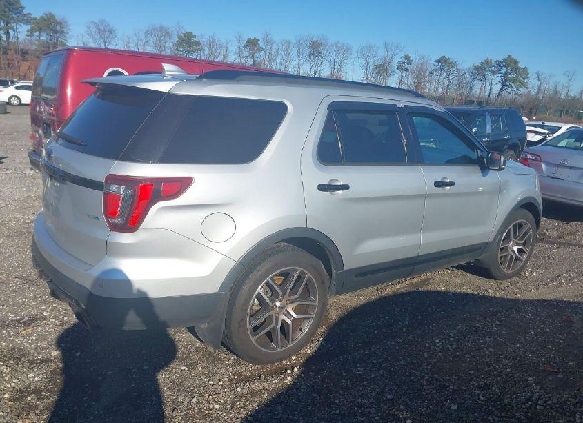 Photo 13 of 2016 Ford Explorer SPORT (VIN 1FM5K8GT1GGB91004)