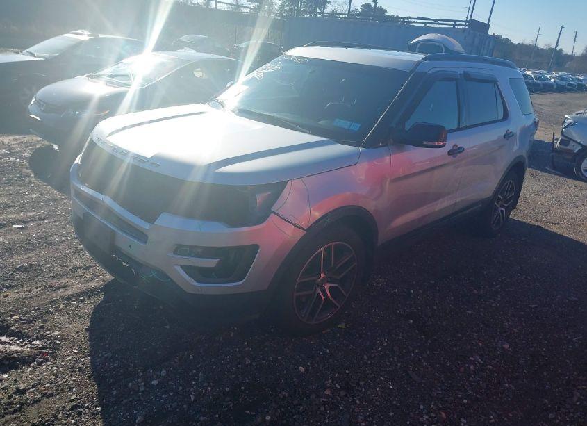Photo 2 of 2016 Ford Explorer SPORT (VIN 1FM5K8GT1GGB91004)