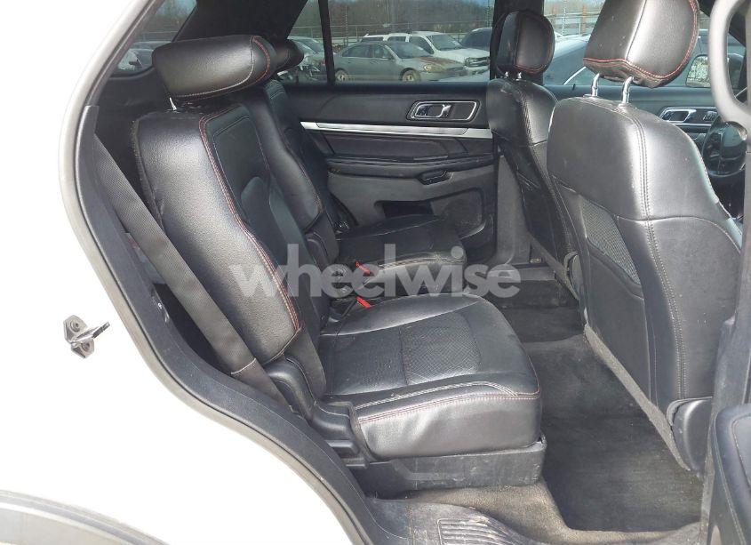 Photo 8 of 2017 Ford Explorer SPORT (VIN 1FM5K8GT1HGA54419)