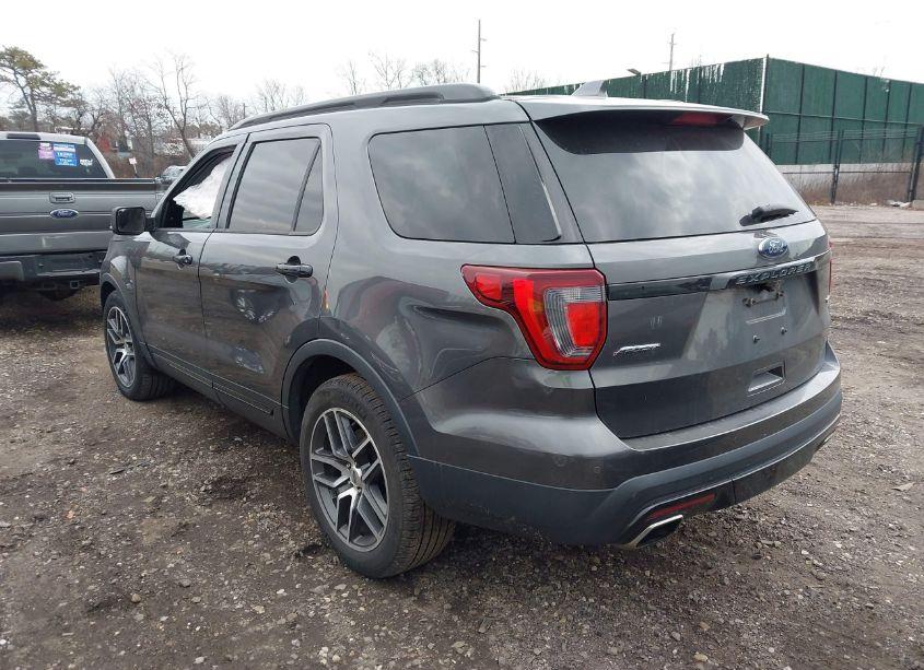 Photo 3 of 2017 Ford Explorer SPORT (VIN 1FM5K8GT1HGB26171)