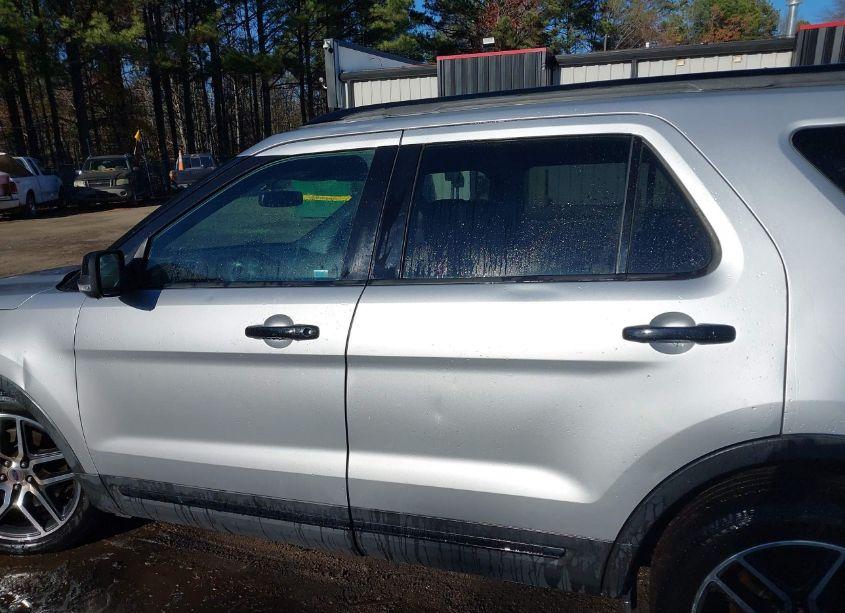 Photo 15 of 2017 Ford Explorer SPORT (VIN 1FM5K8GT1HGD80446)