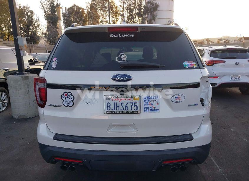 Photo 17 of 2018 Ford Explorer SPORT (VIN 1FM5K8GT1JGA99317)
